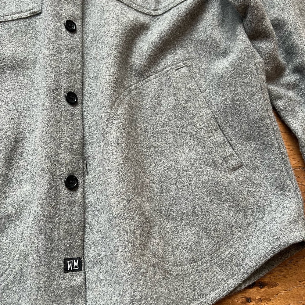 Wolf and Man Wool Gray Shirt Jacket Men’s Medium - Picture 4 of 6